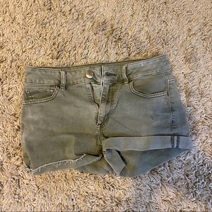 american eagle green hi rise shorts